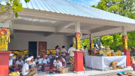 MELASPAS BALAI POSYANDU BANJAR DINAS BONAGUNG